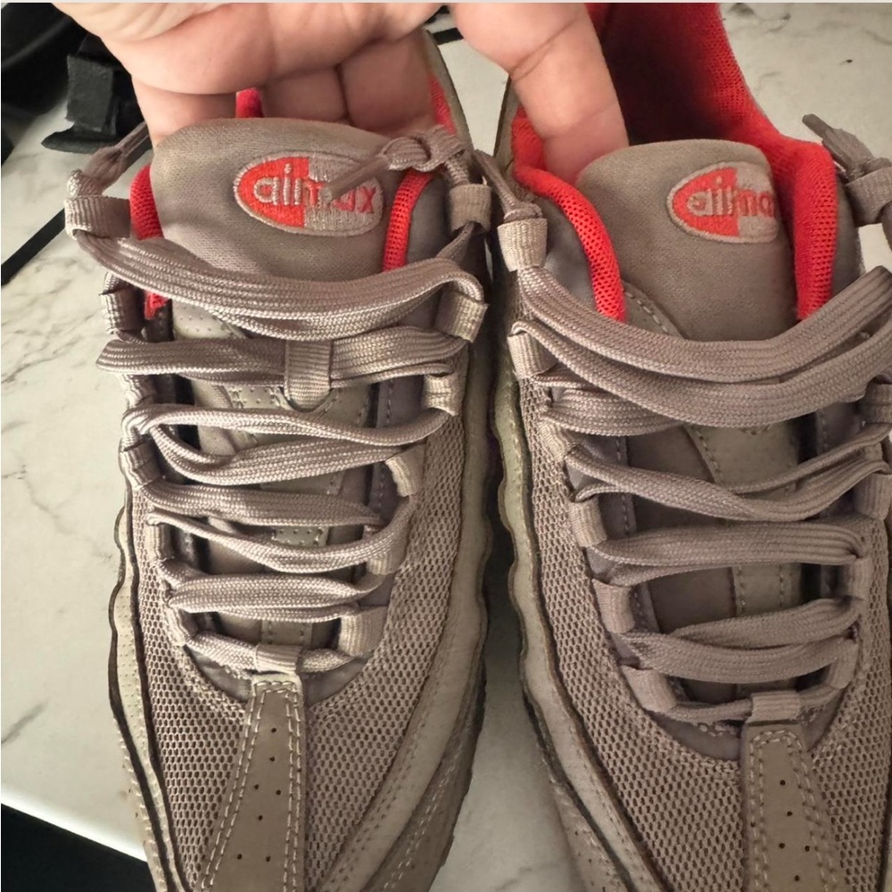 Nike Air Max 6.5 Y